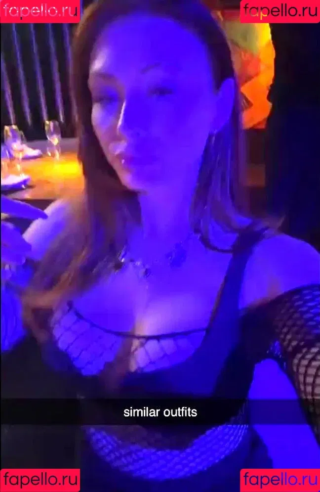Elz The Witch Onlyfans Photo Gallery 
