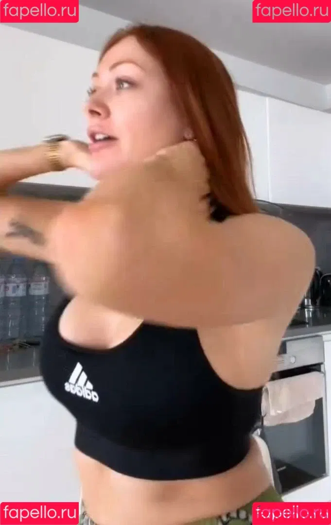 Elz The Witch Onlyfans Photo Gallery 