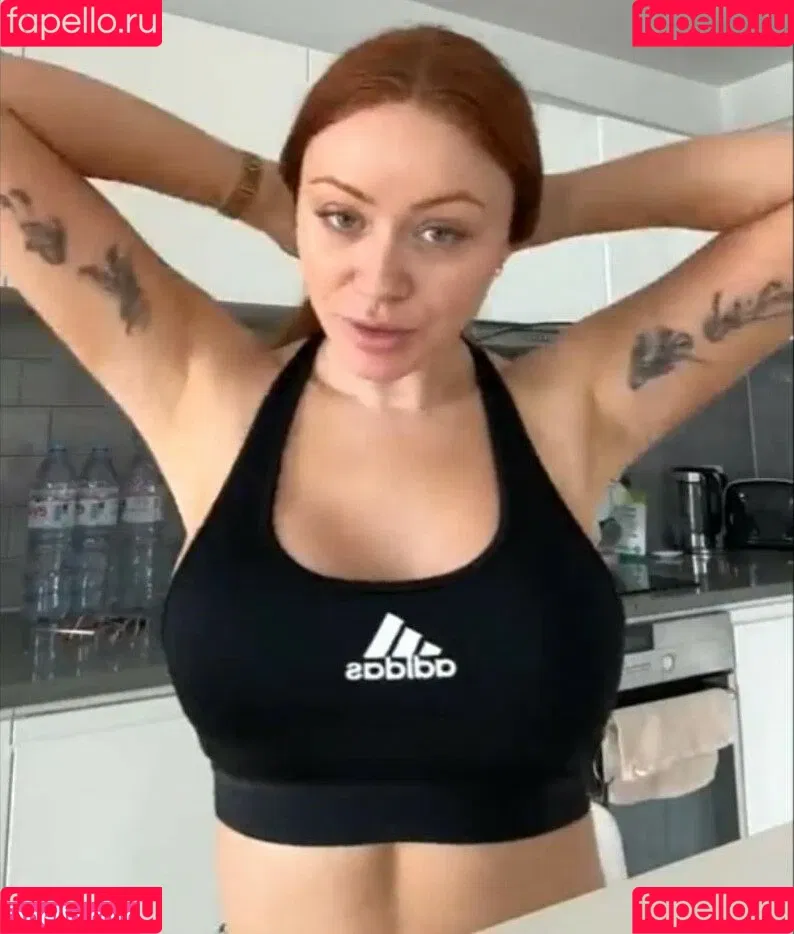 Elz The Witch Onlyfans Photo Gallery 