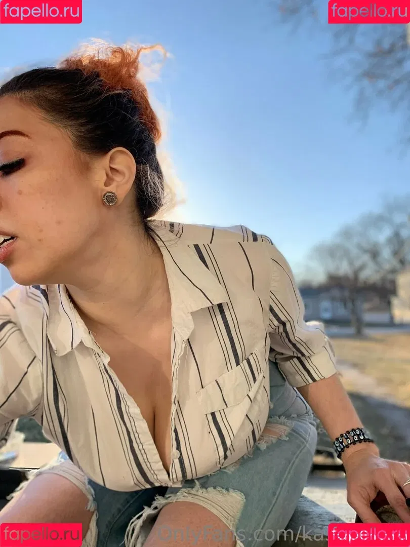 kashabaee Onlyfans Photo Gallery 