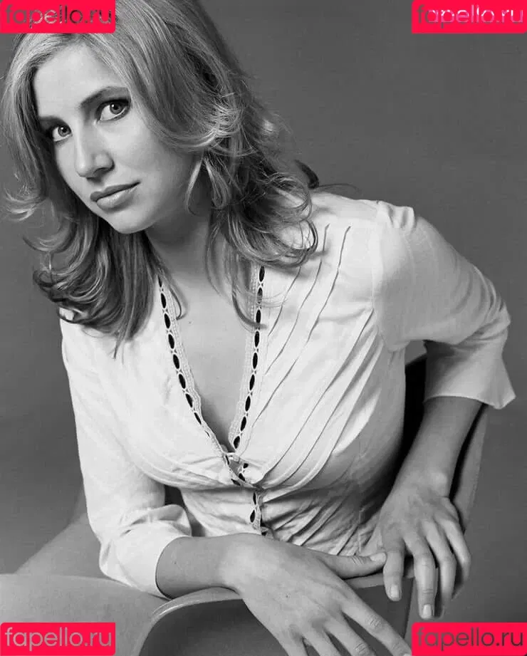 Sarah Chalke Onlyfans Photo Gallery 