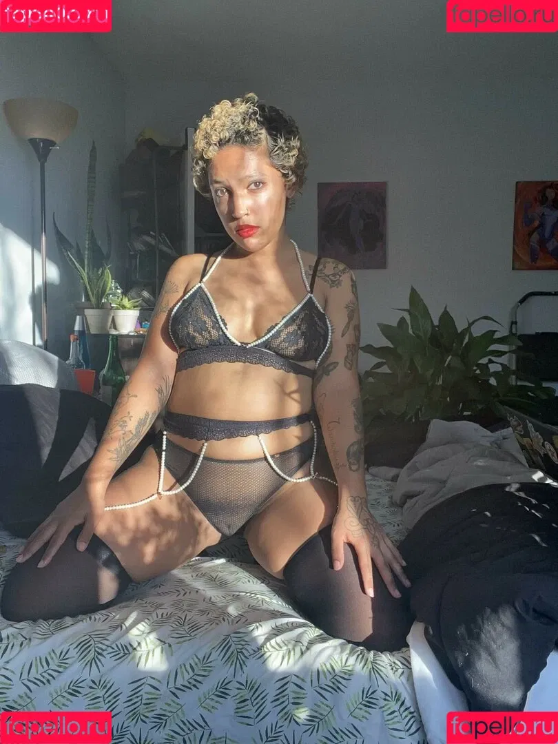 Yaddy Bee Onlyfans Photo Gallery 