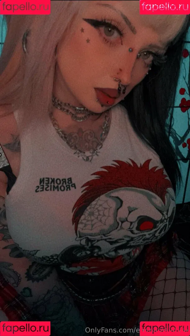 Emmamaybyte Onlyfans Photo Gallery 