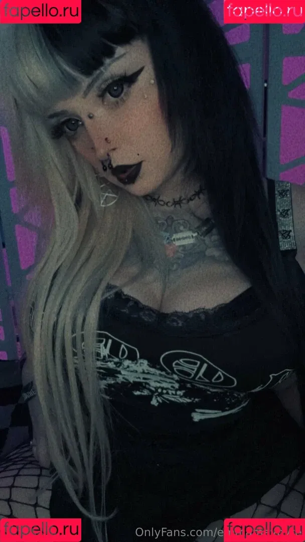 Emmamaybyte Onlyfans Photo Gallery 