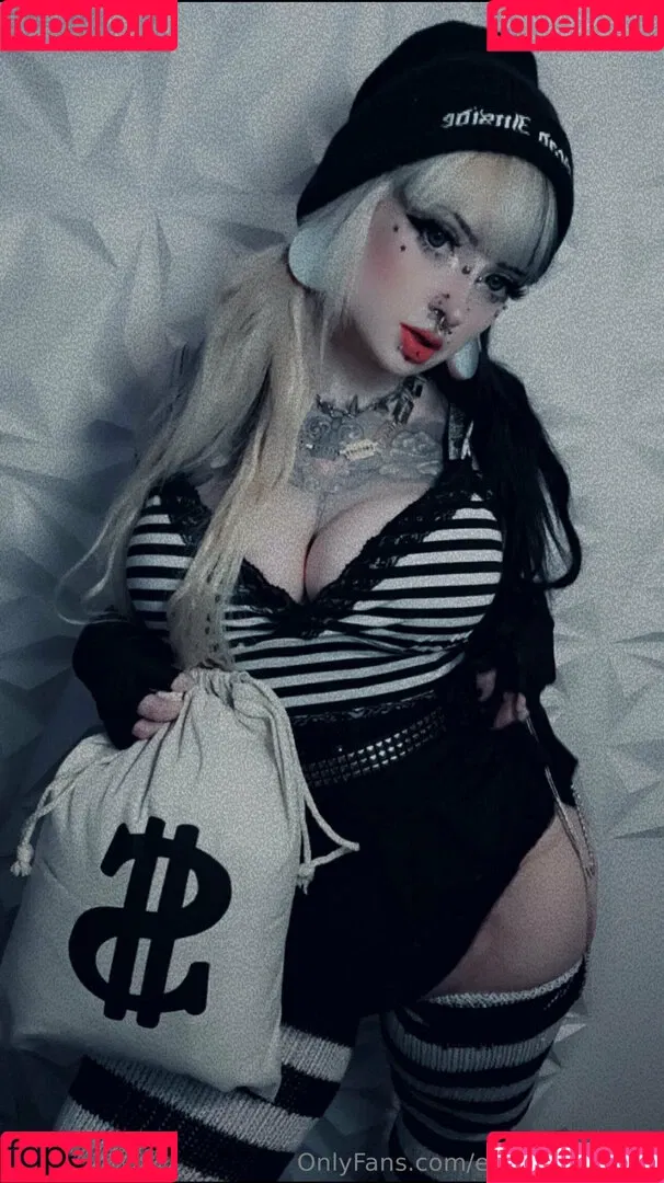 Emmamaybyte Onlyfans Photo Gallery 