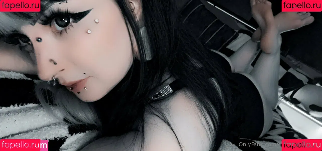 Emmamaybyte Onlyfans Photo Gallery 