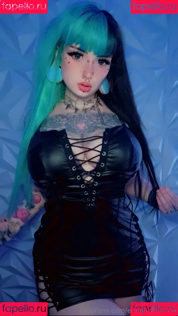 Emmamaybyte Onlyfans Photo Gallery 