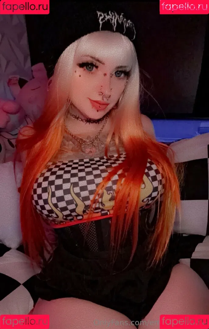 Emmamaybyte Onlyfans Photo Gallery 