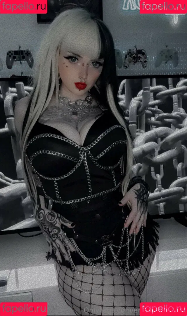 Emmamaybyte Onlyfans Photo Gallery 