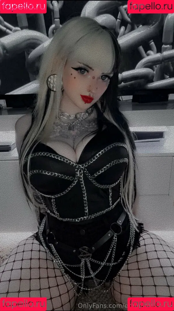 Emmamaybyte Onlyfans Photo Gallery 