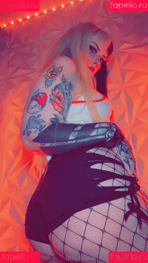Emmamaybyte Onlyfans Photo Gallery 