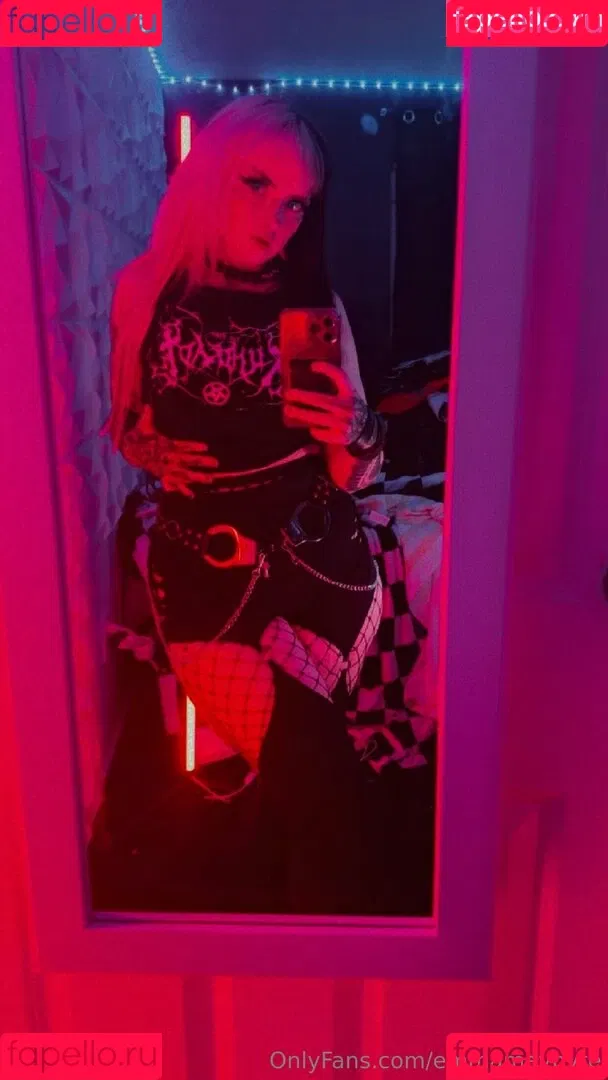 Emmamaybyte Onlyfans Photo Gallery 