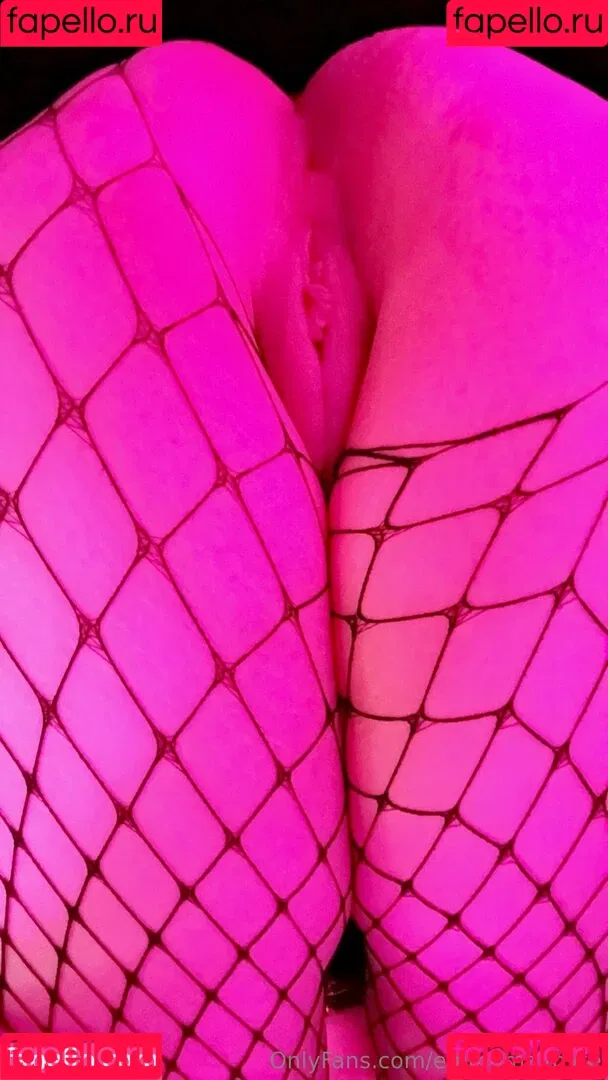 Emmamaybyte Onlyfans Photo Gallery 
