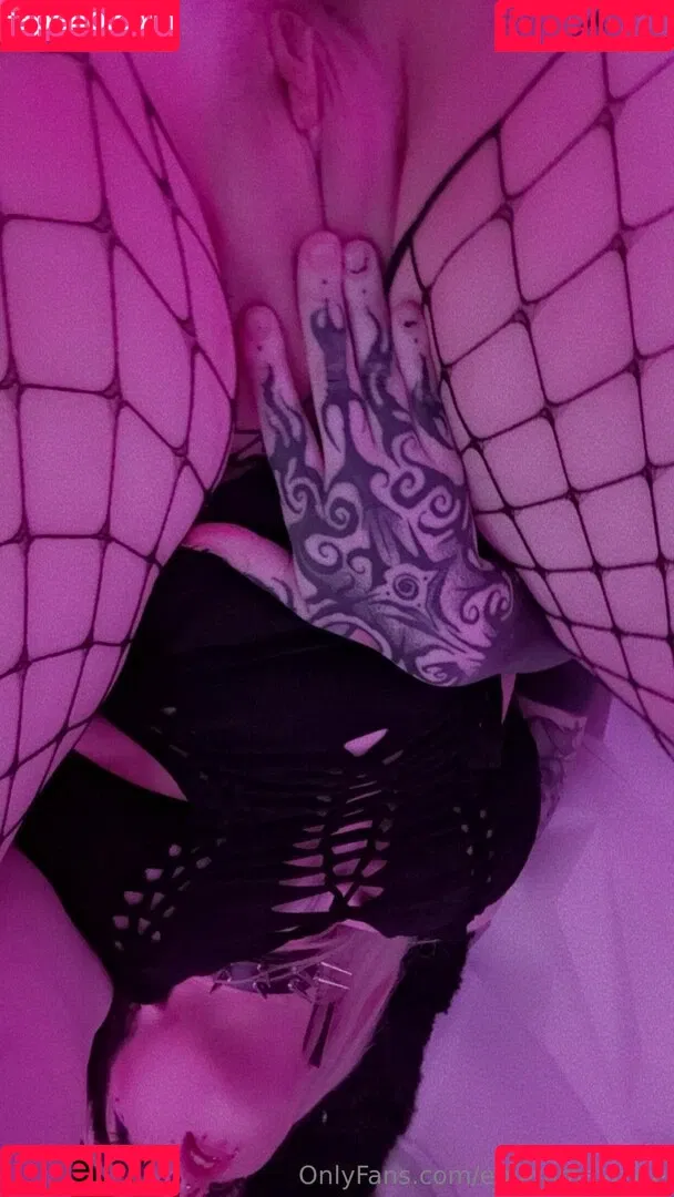 Emmamaybyte Onlyfans Photo Gallery 