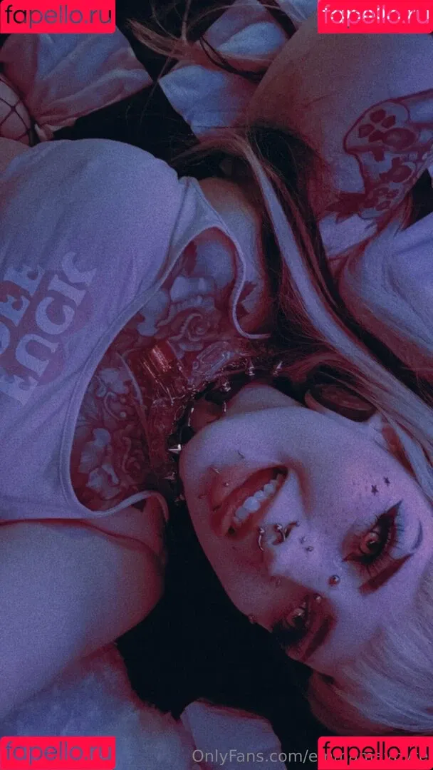 Emmamaybyte Onlyfans Photo Gallery 