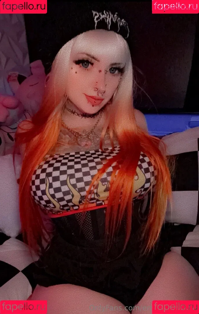 Emmamaybyte Onlyfans Photo Gallery 