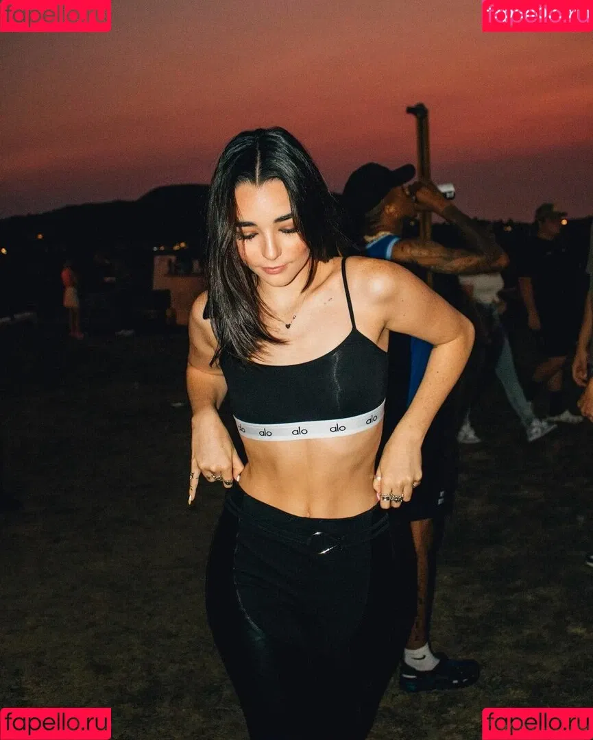 Indiana Massara Onlyfans Photo Gallery 