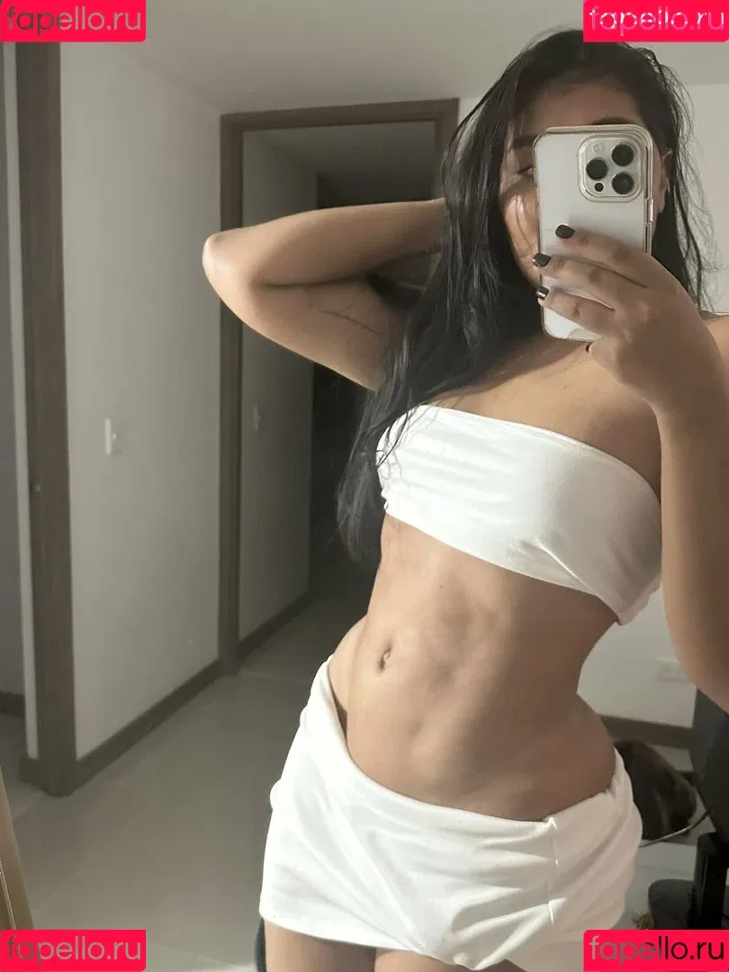 Charlote Rouge Onlyfans Photo Gallery 