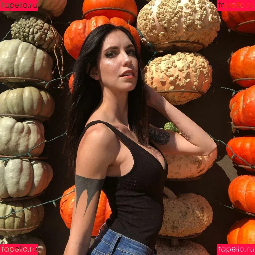 Ashley Lunt Onlyfans Photo Gallery 