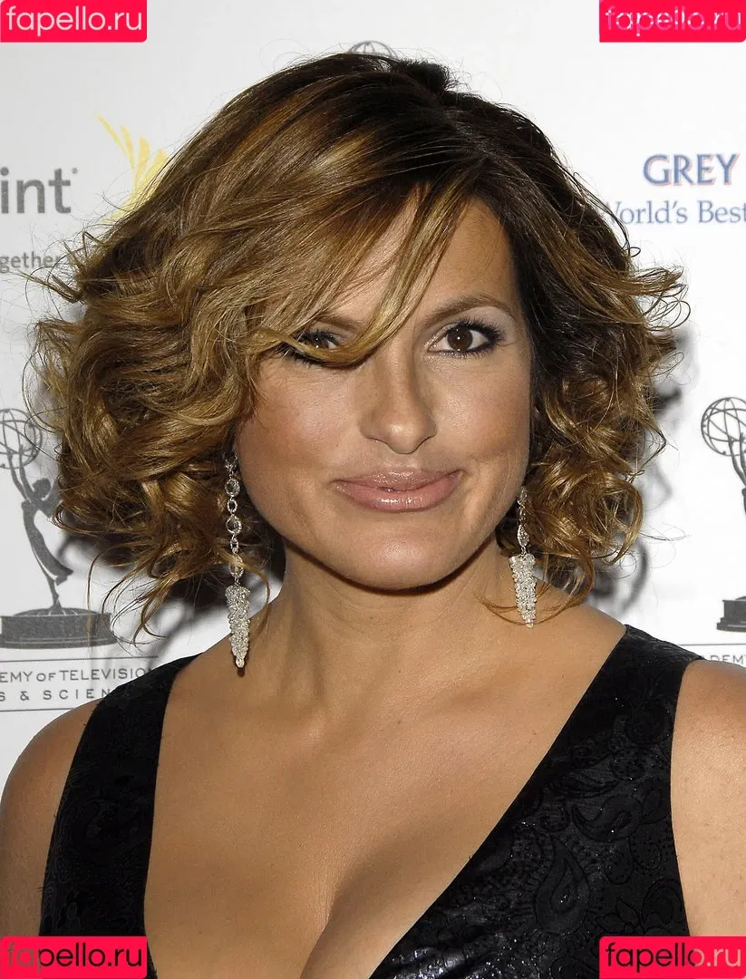 Mariska Hargitay Onlyfans Photo Gallery 