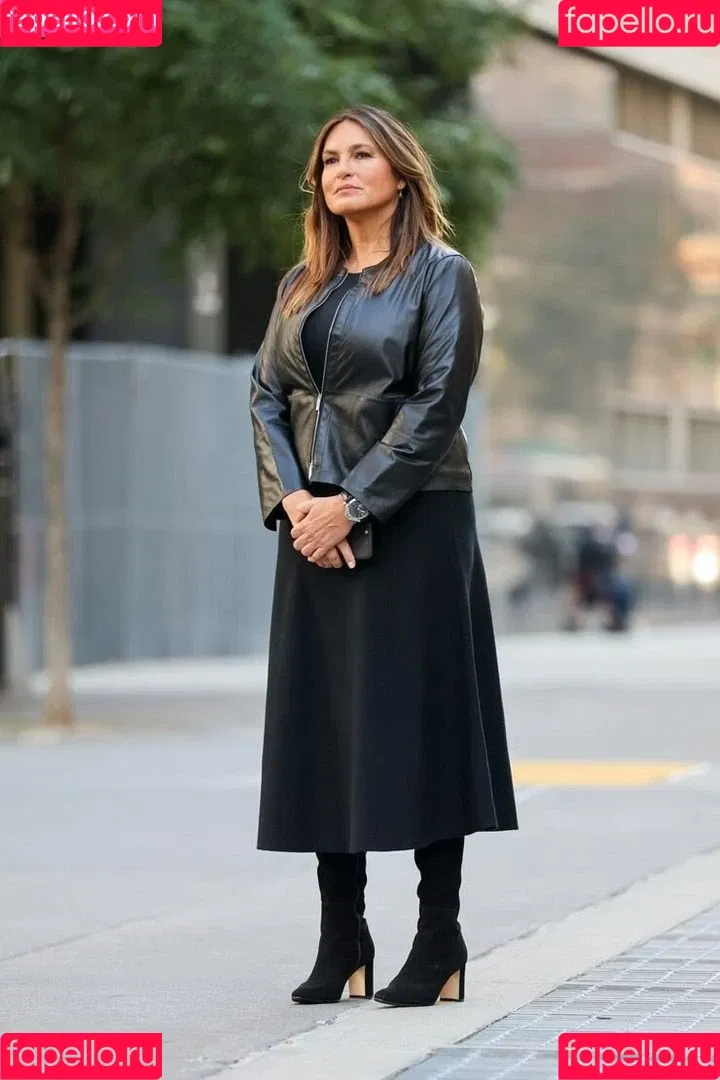 Mariska Hargitay Onlyfans Photo Gallery 