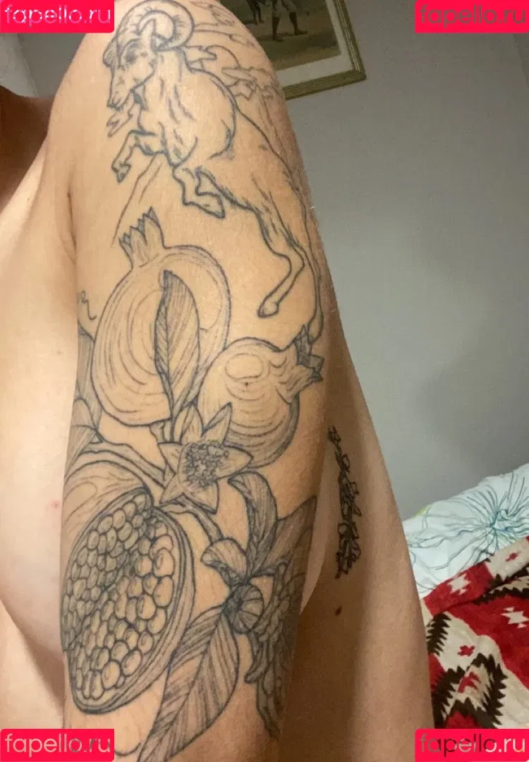 jiweenie Onlyfans Photo Gallery 