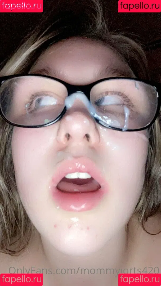 mommyjorts420 Onlyfans Photo Gallery 