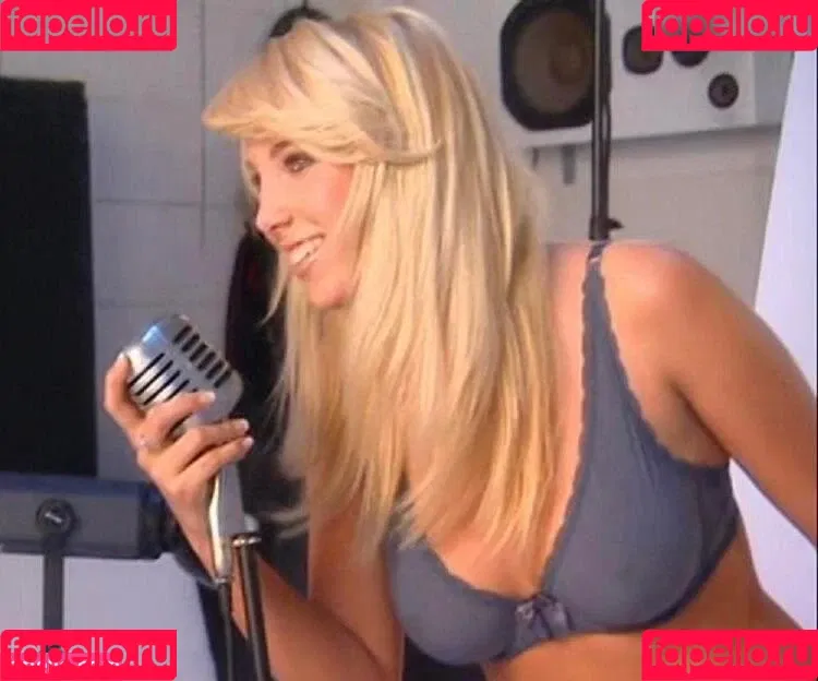 Annemarie Eilfeld Onlyfans Photo Gallery 