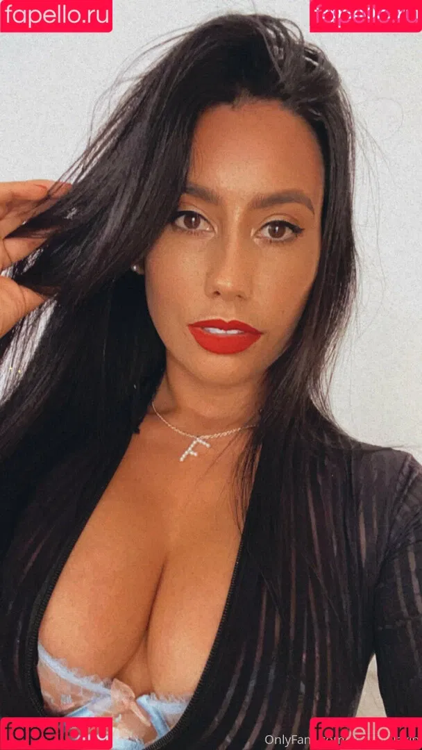 florabellafree Onlyfans Photo Gallery 