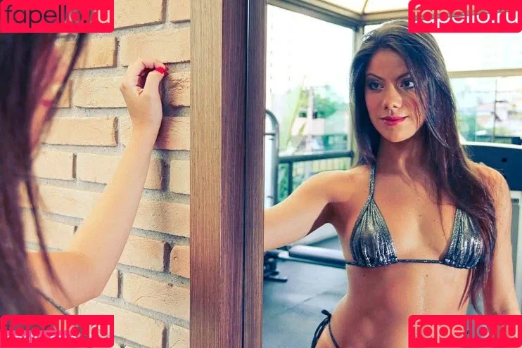 Virgula Girl Onlyfans Photo Gallery 