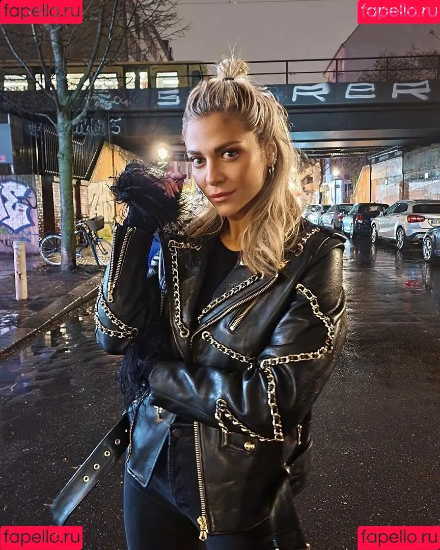 Valentina Pahde Onlyfans Photo Gallery 