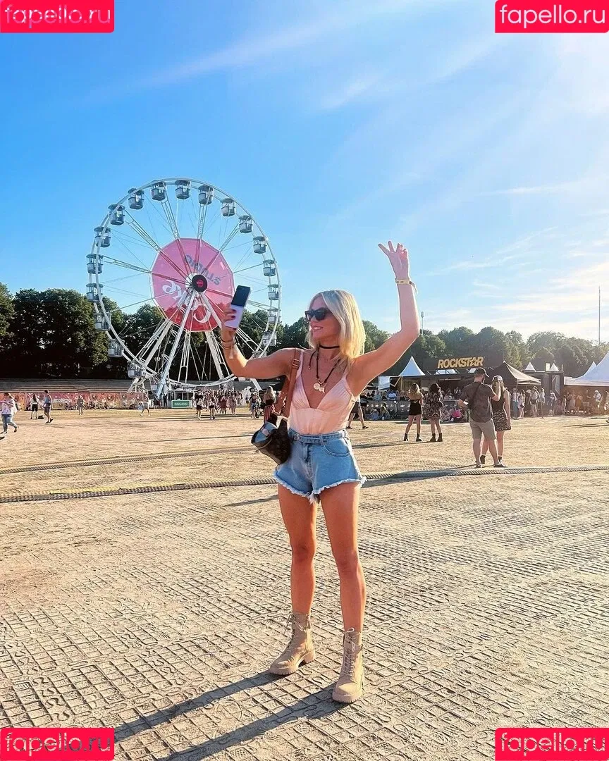 Valentina Pahde Onlyfans Photo Gallery 