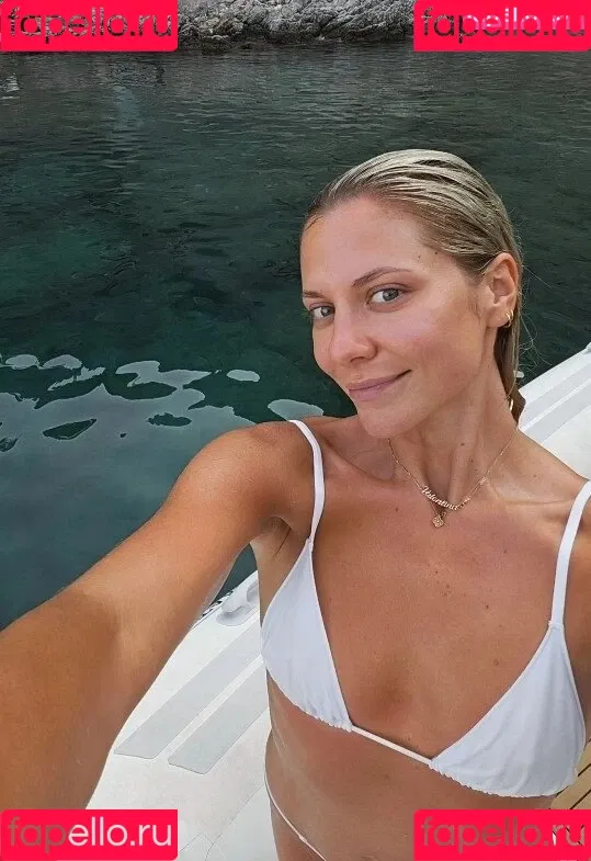 Valentina Pahde Onlyfans Photo Gallery 
