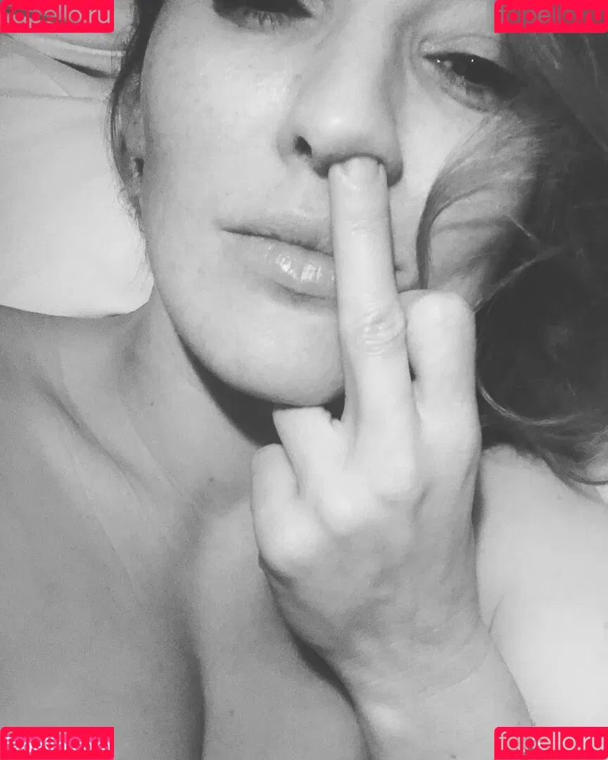 Jeannine Michaelsen Onlyfans Photo Gallery 