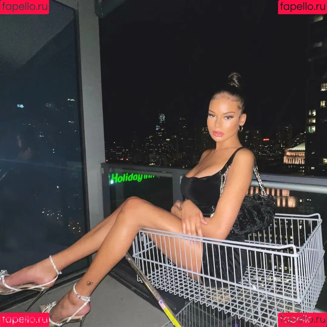 PrincessY Onlyfans Photo Gallery 
