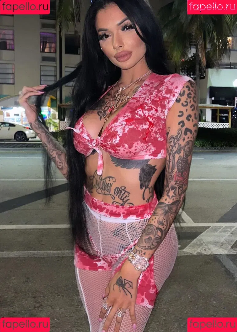 Celina Powell Onlyfans Photo Gallery 