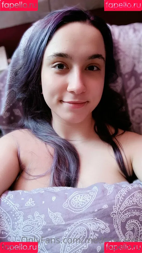 medroxy.free Onlyfans Photo Gallery 
