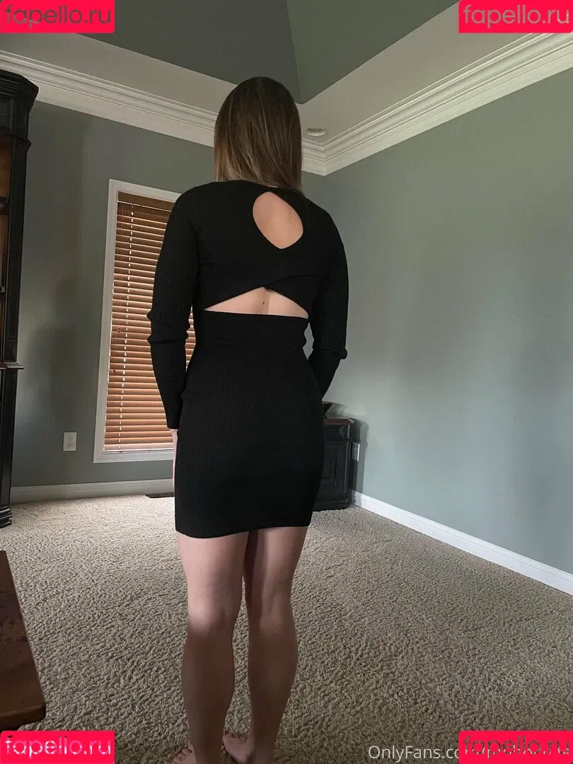 mohotwife Onlyfans Photo Gallery 