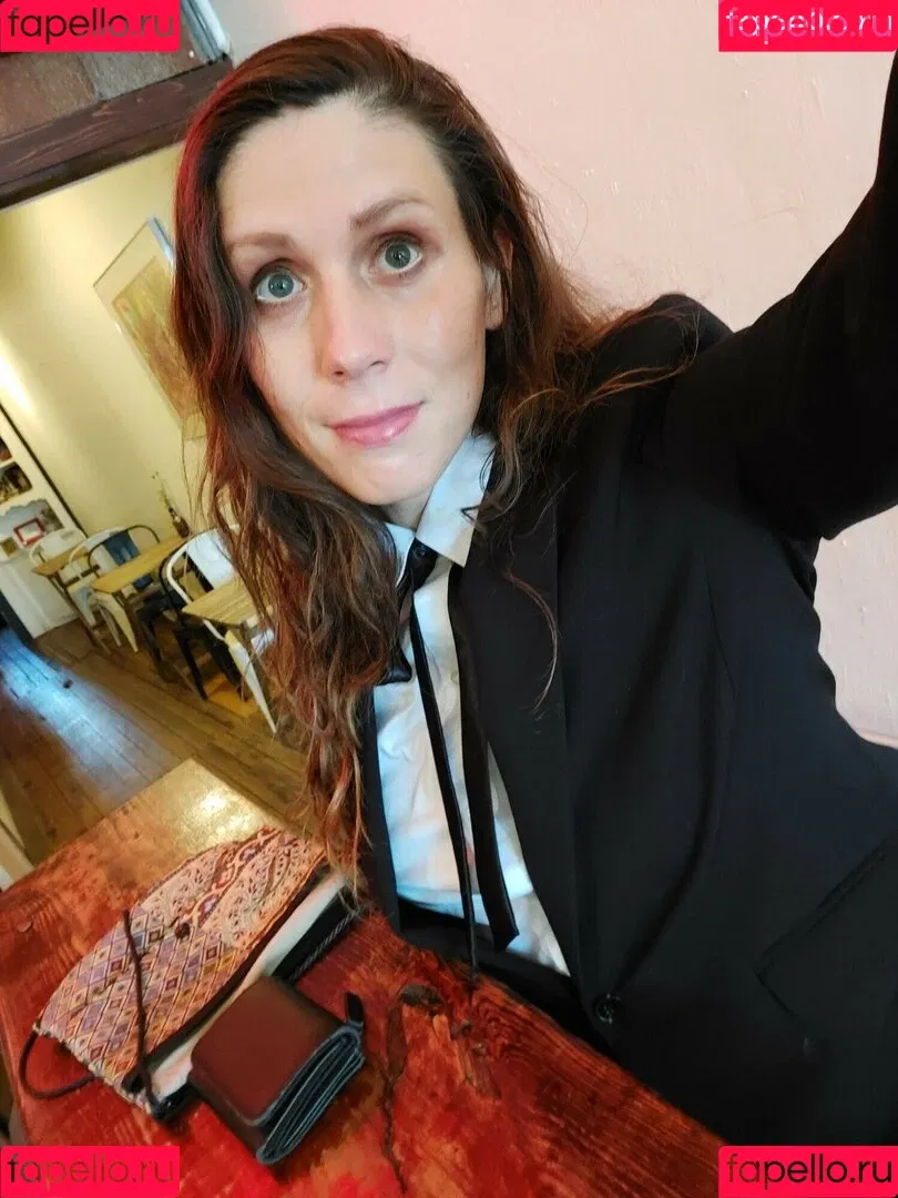 MothMomJess Onlyfans Photo Gallery 