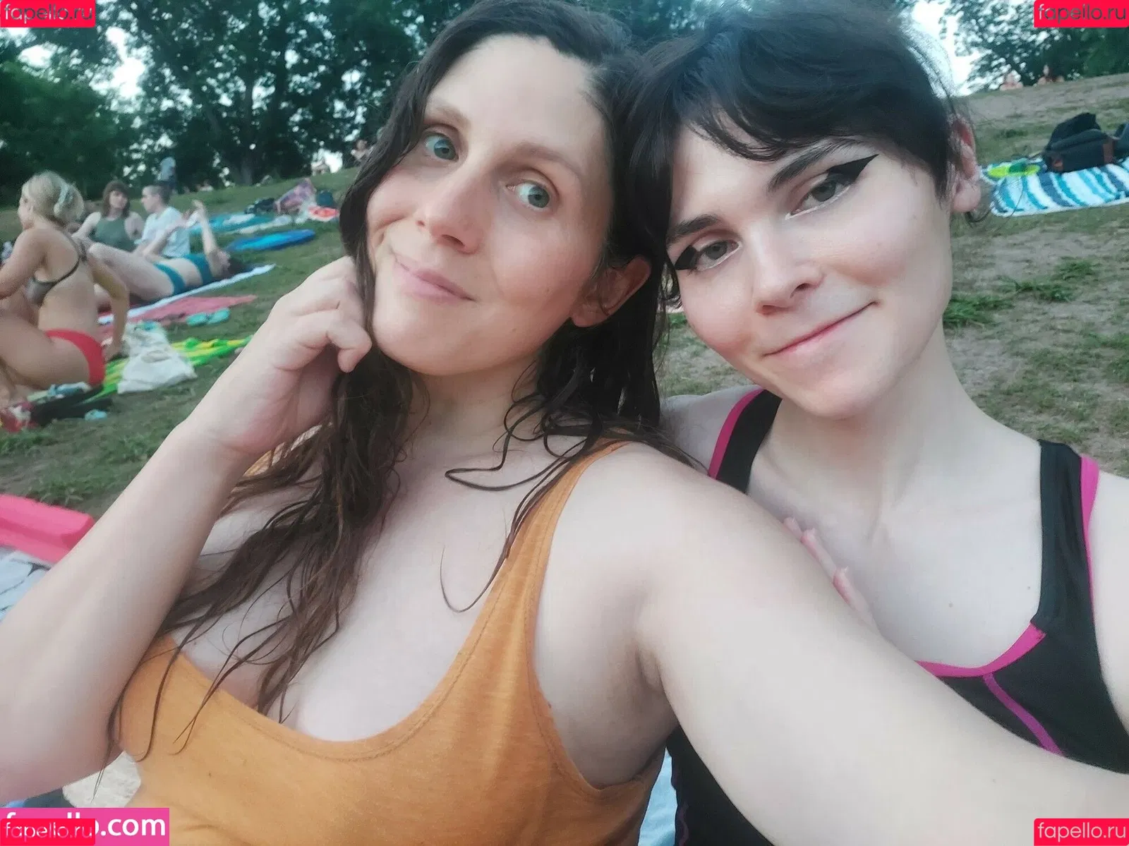 MothMomJess Onlyfans Photo Gallery 