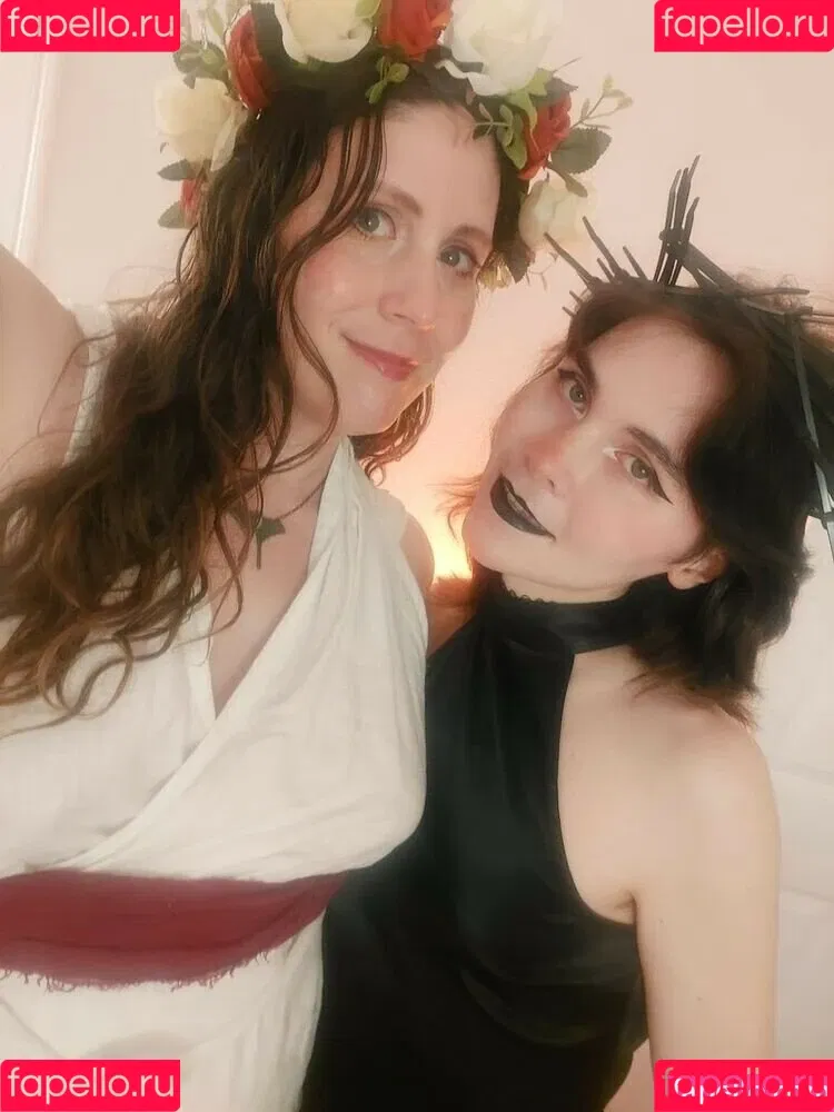 MothMomJess Onlyfans Photo Gallery 