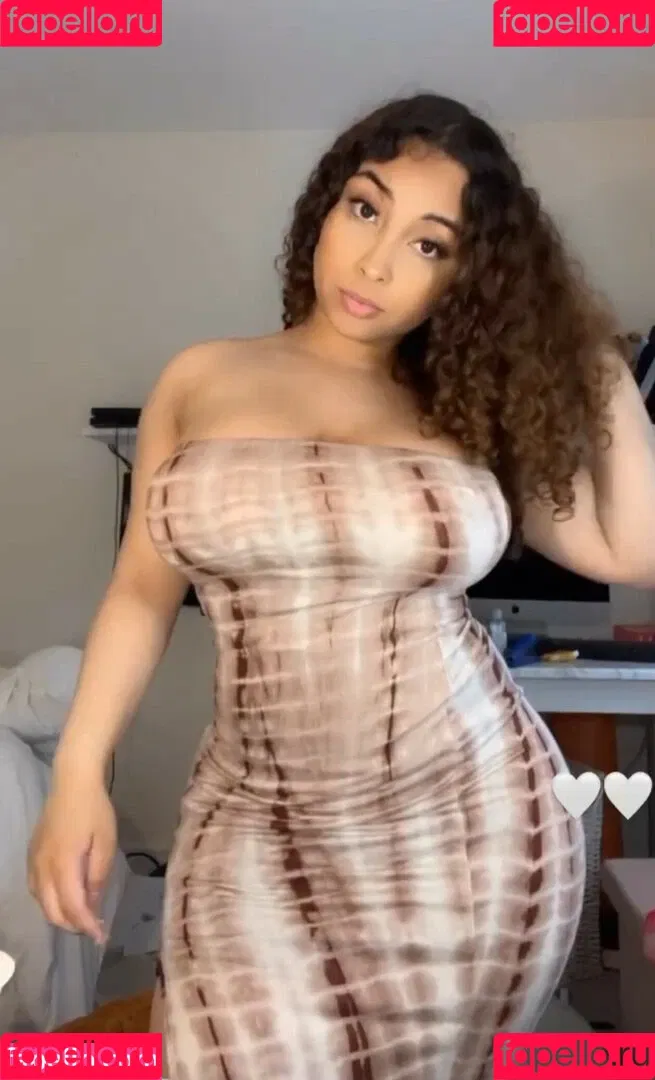 juli5ette Onlyfans Photo Gallery 