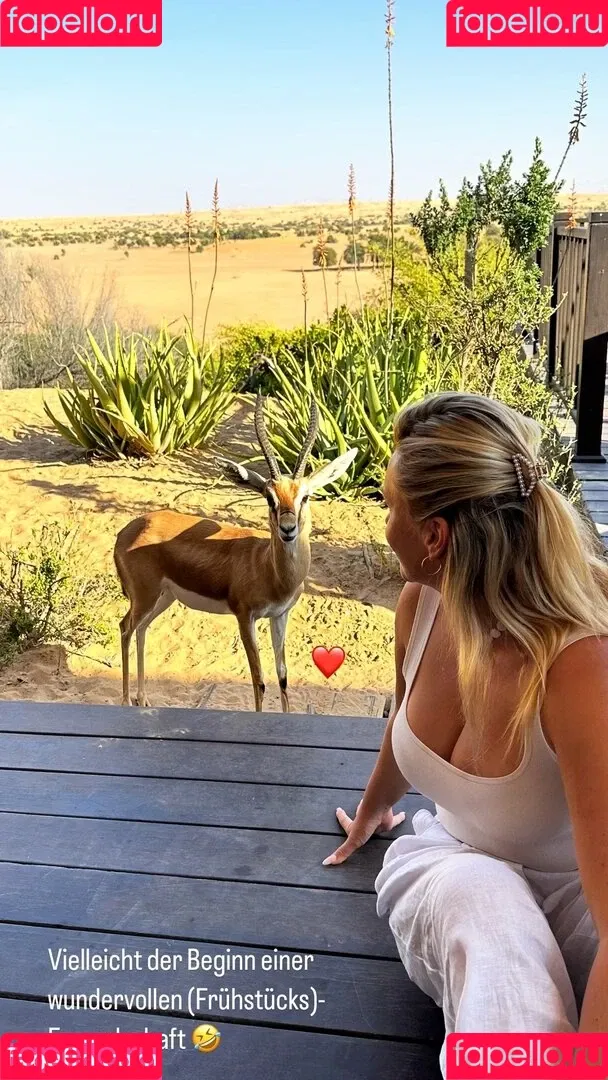 Evelyn Burdecki Onlyfans Photo Gallery 