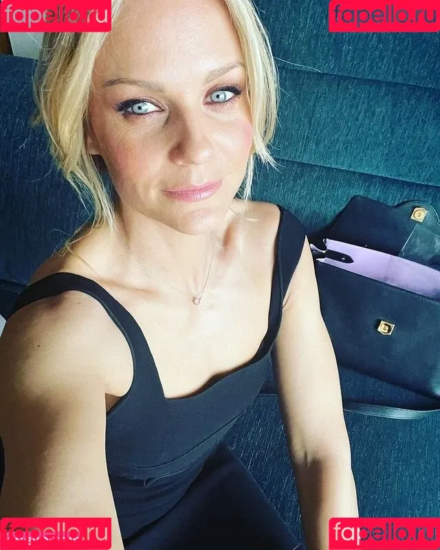 Mirjam Weichselbraun Onlyfans Photo Gallery 