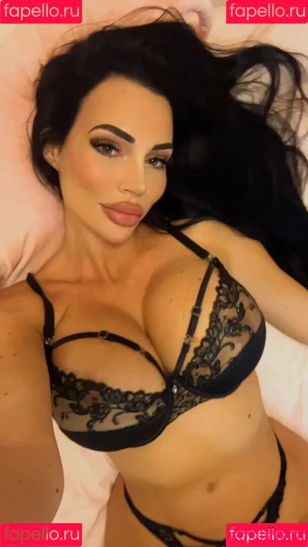 yvonne_bar Onlyfans Photo Gallery 
