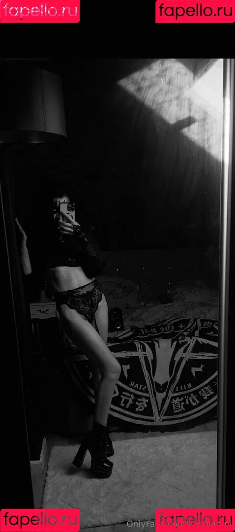 lucyvampi Onlyfans Photo Gallery 