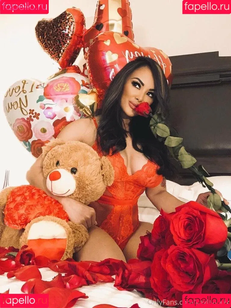 kaylanileix Onlyfans Photo Gallery 