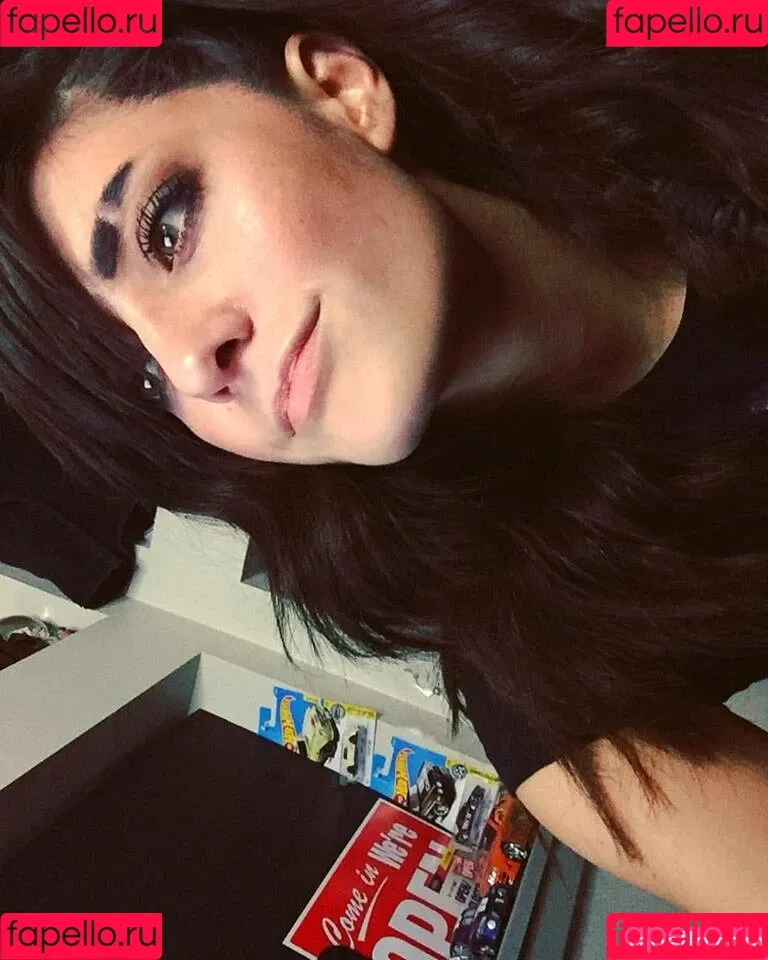 twomgovercsquared Onlyfans Photo Gallery 