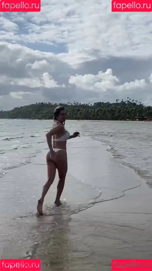 Letícia Spiller Onlyfans Photo Gallery 