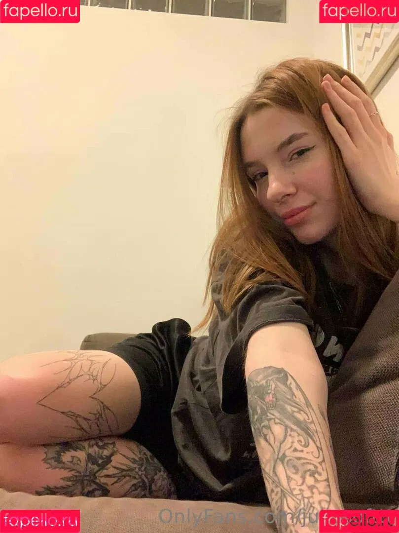 juliabloomy Onlyfans Photo Gallery 